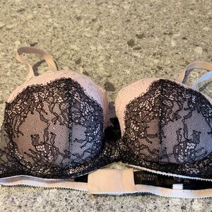 Victoria's Secret Blush and Black Lace Bra